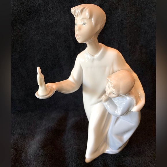 Vintage Lladro Boy with Girl Figurine